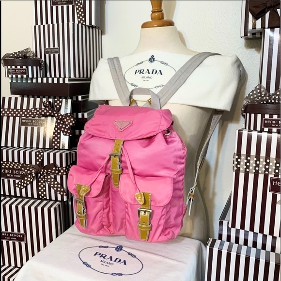 AUTHENTIC PRADA🌟🌸SUMMERY PINK🌟BACKPACK! - Picture 2 of 16